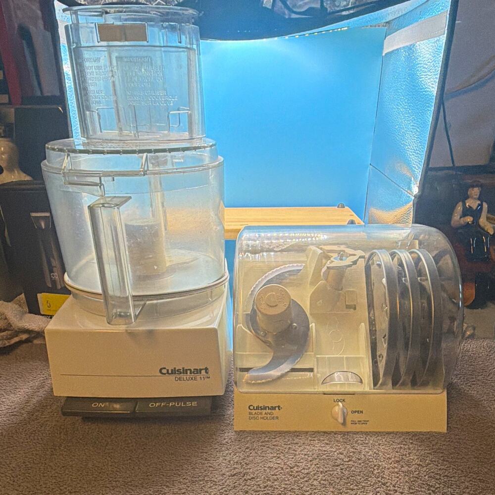 Cuisinart DLC-11 Deluxe 11 Cup Food Processor White 600W w/ Bowl, Lid, Discs